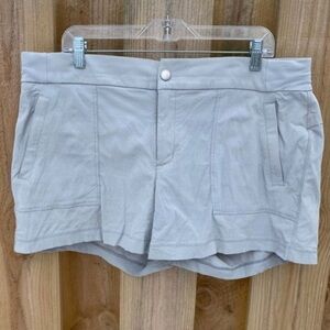 Athleta Tan Cargo Bermuda Shorts 16